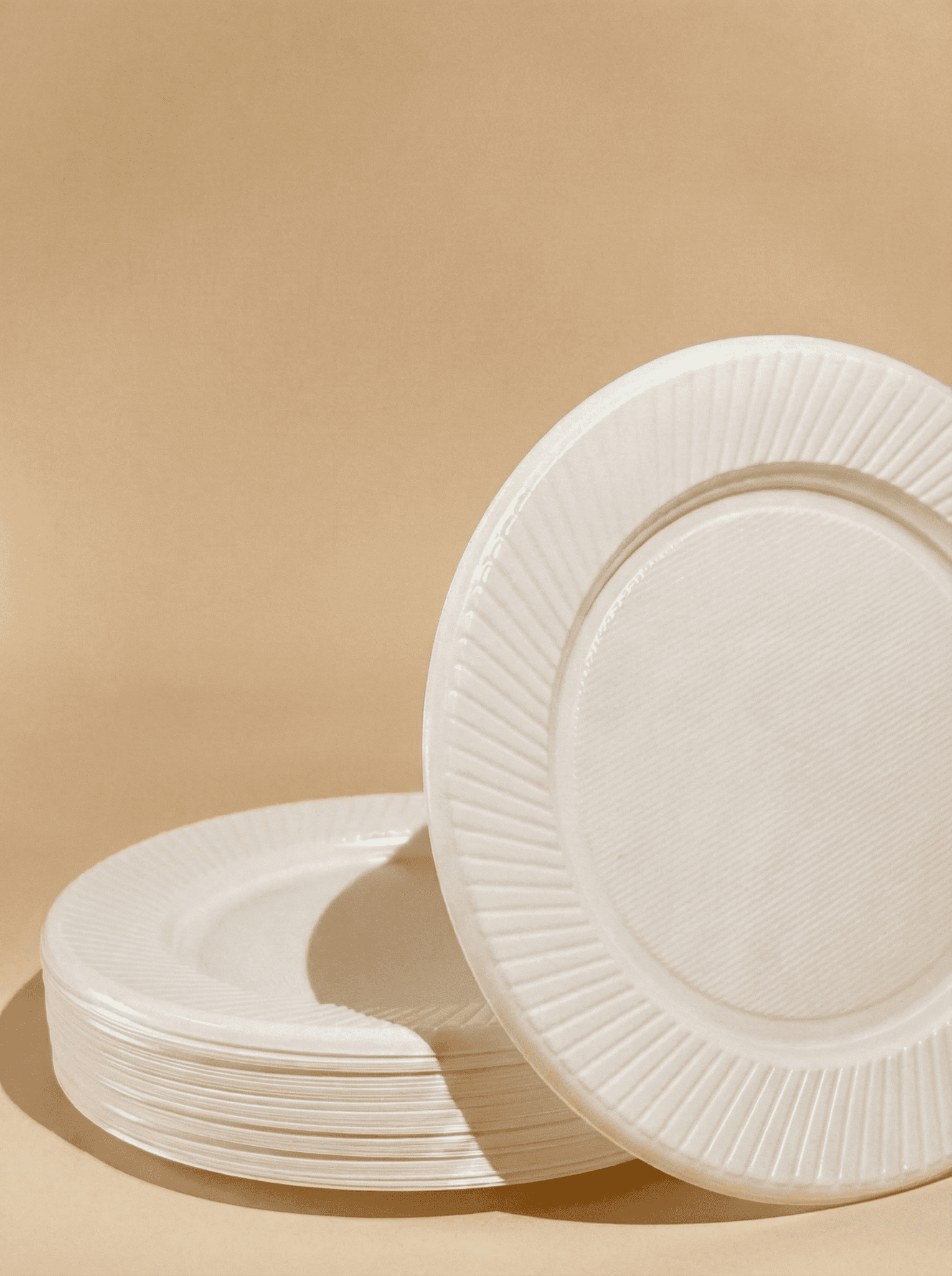 PLATOS DESCARTABLES CHICO 17CM BLANCO PAQ P/50 UN.